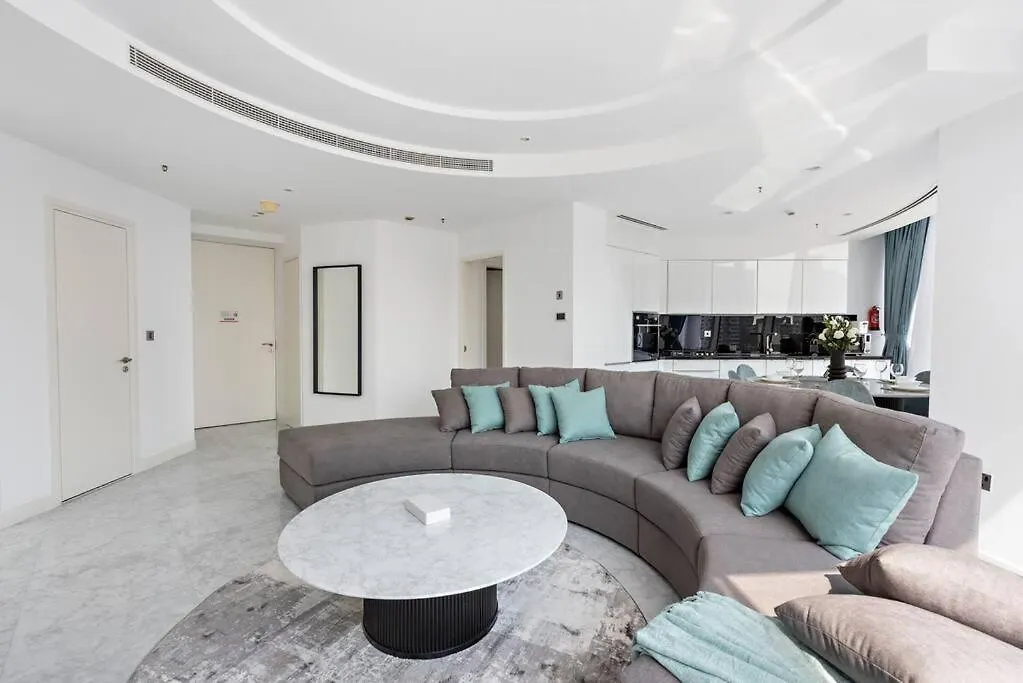 Stonetree - Panoramic View - Spacious 2Br Dubaï
